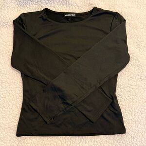 Women's Classic Black Long Sleeve Tee